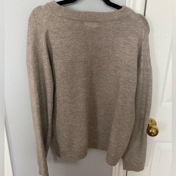 H&M Sweater - Picture 3 of 3